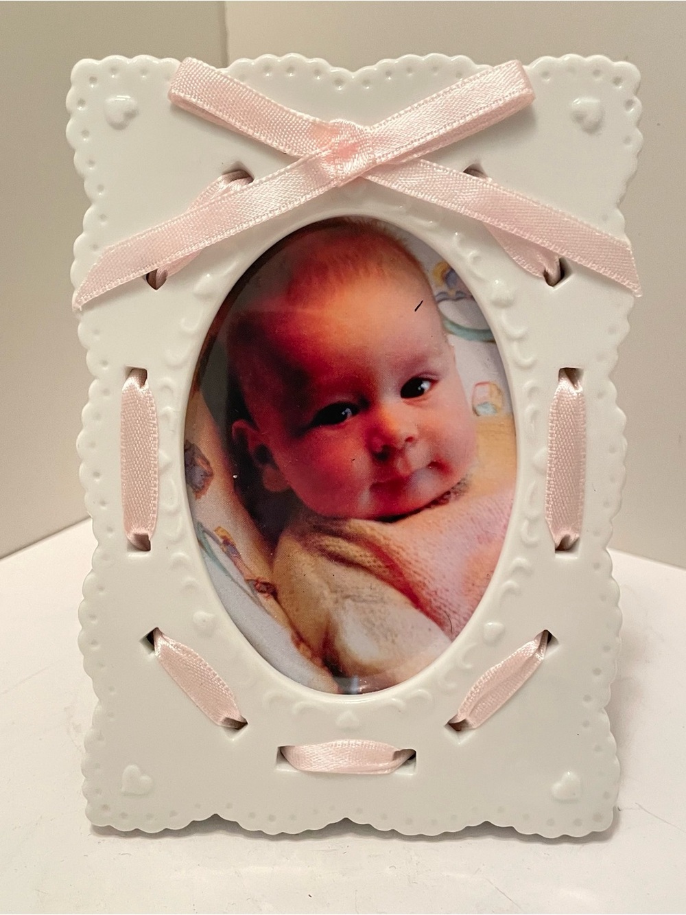 Vintage Russ Berrie Porcelain Baby Frame Pink Ribbon Holds 2.5x3.5 Photo